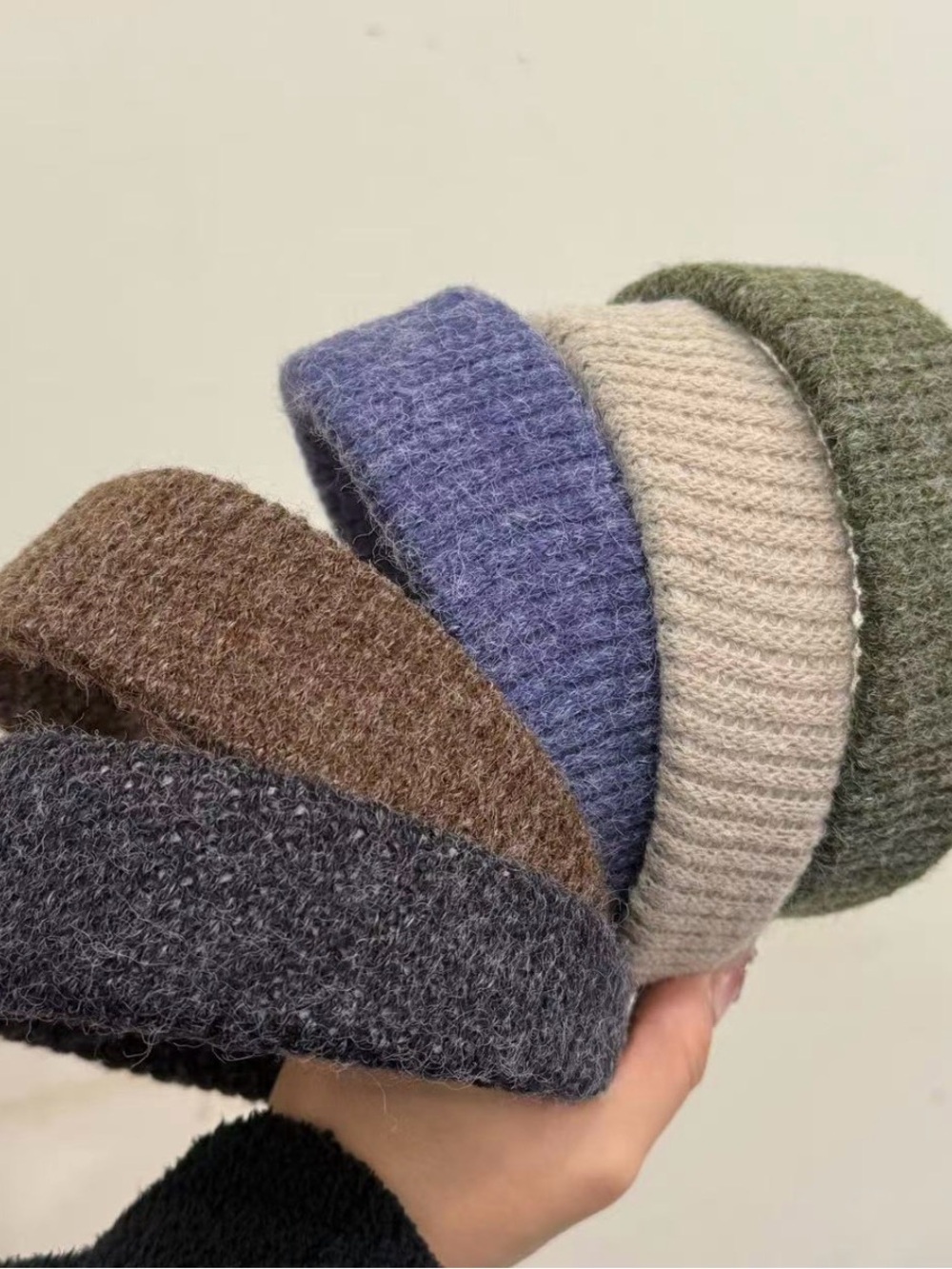 Knit Women's Headband NIP Pick 1